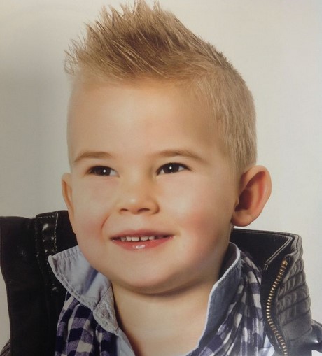 Jongens kapsels kinderen