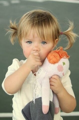 Kinderkapsel met pony