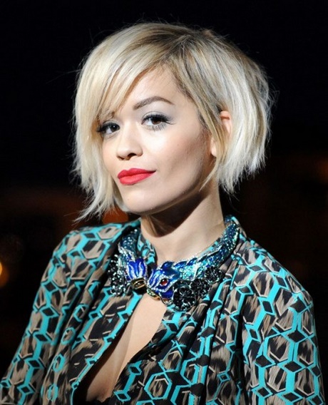 Korte asymmetrische bob