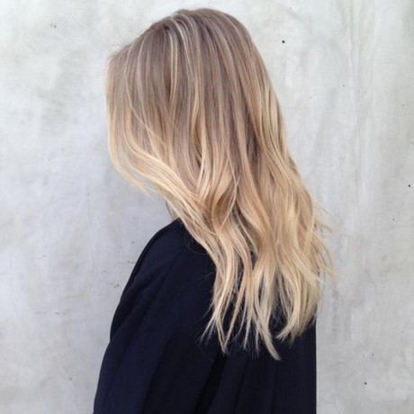 Beige blond