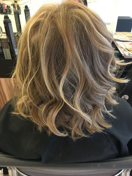 Blond met highlights