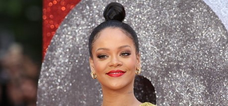 Rihanna bobline