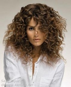 Gekruld haar kapsels