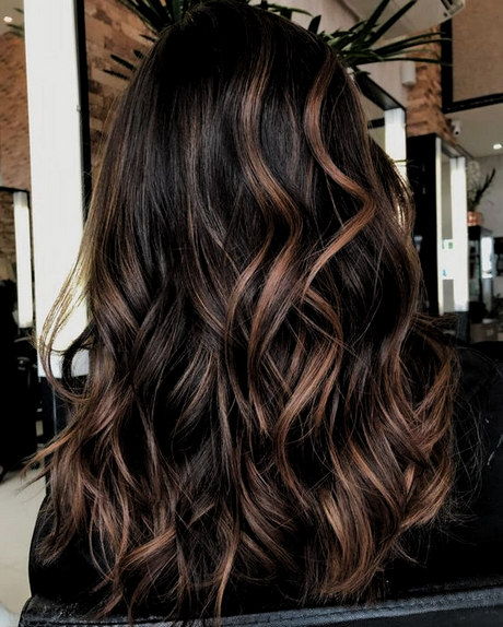 Balayage op zwart haar