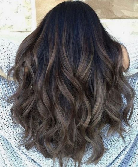 Balayage op zwart haar