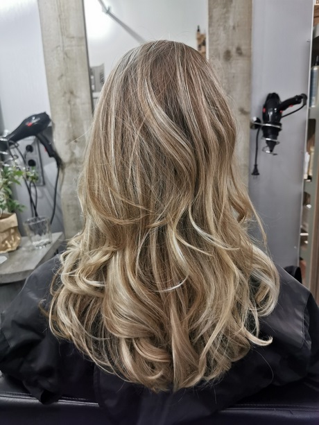 Bruine haarkleur met highlights