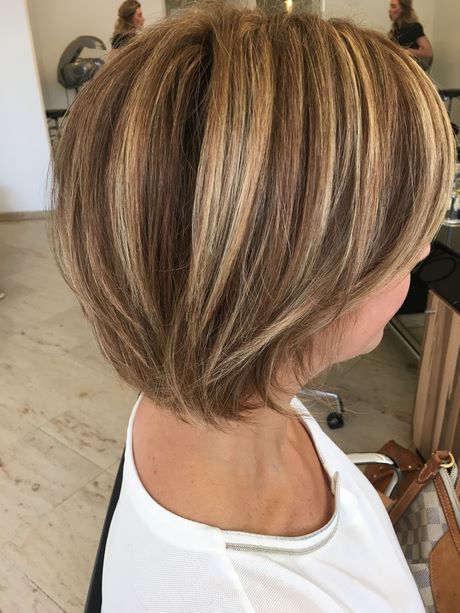 Halflang bruin haar met highlights