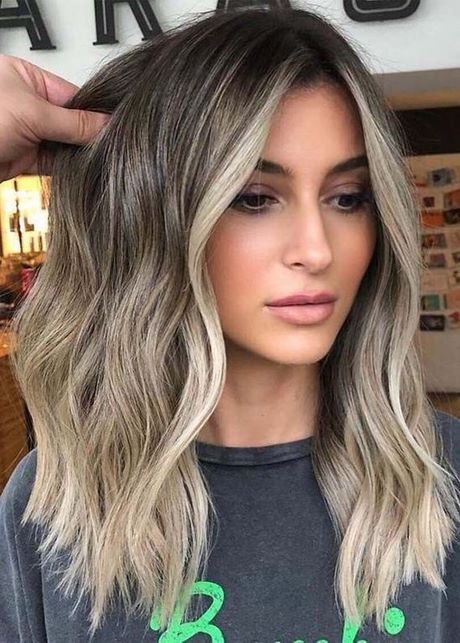 Balayage kort haar blond