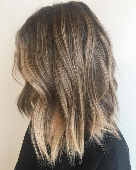 Balayage kort haar blond