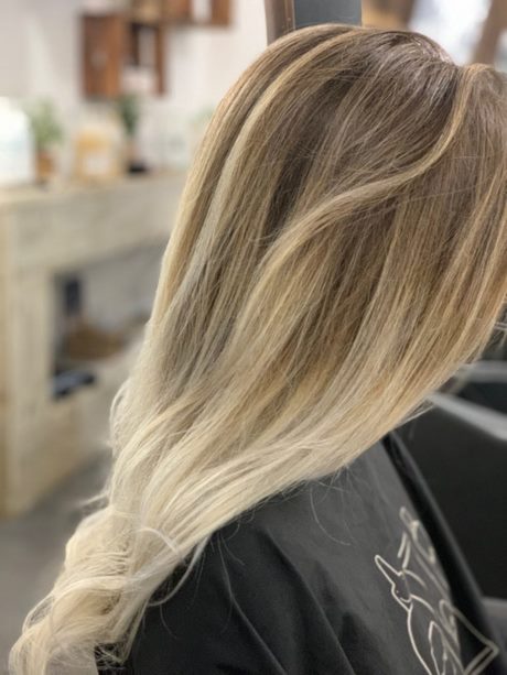 Balayage kort haar bruin